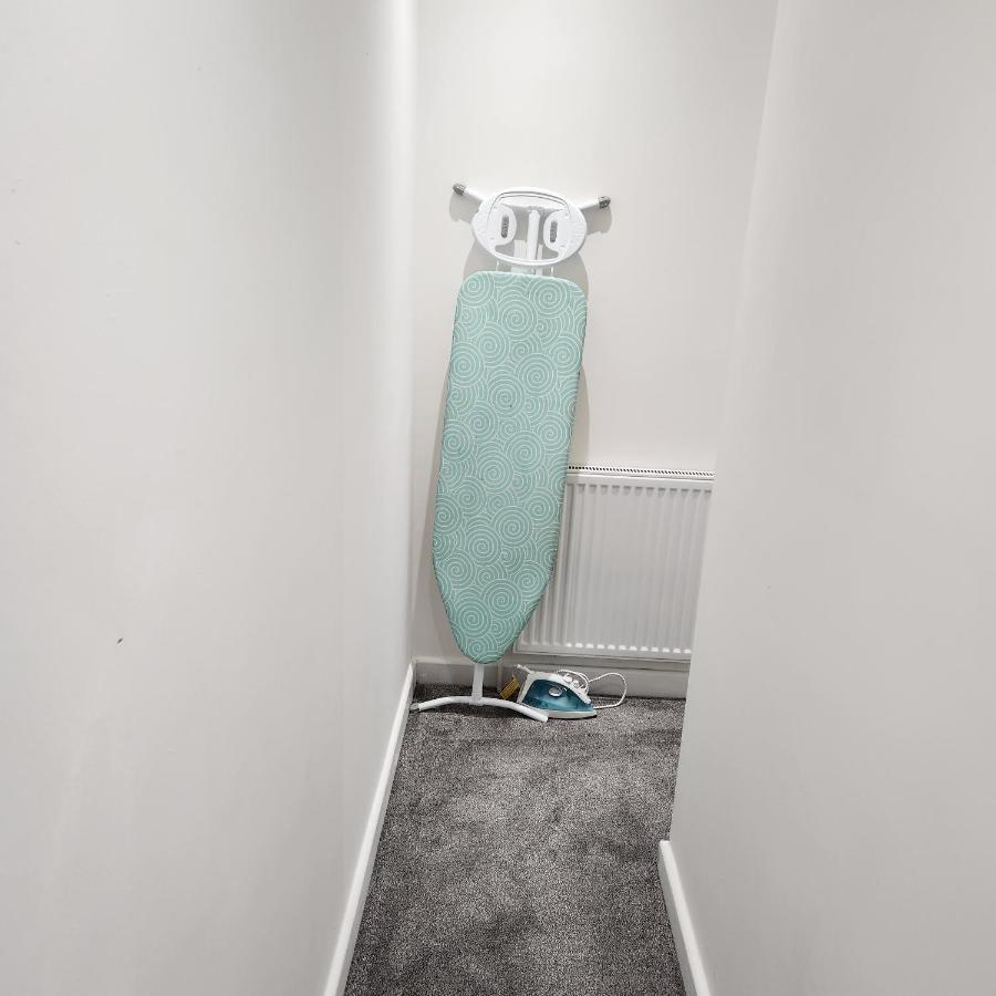 Comfy Diamond Ensuite Room Maidstone With Free Parking And Speedy Wifi Exterior photo